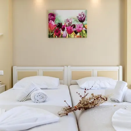 Harmony Hotel apartamentowy 4*