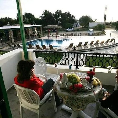 Hotel apartamentowy Harmony Agia Anna (Naxos)