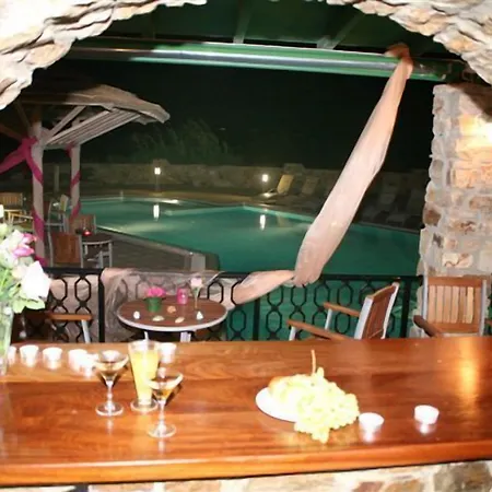 Harmony Hotel apartamentowy Agia Anna (Naxos)