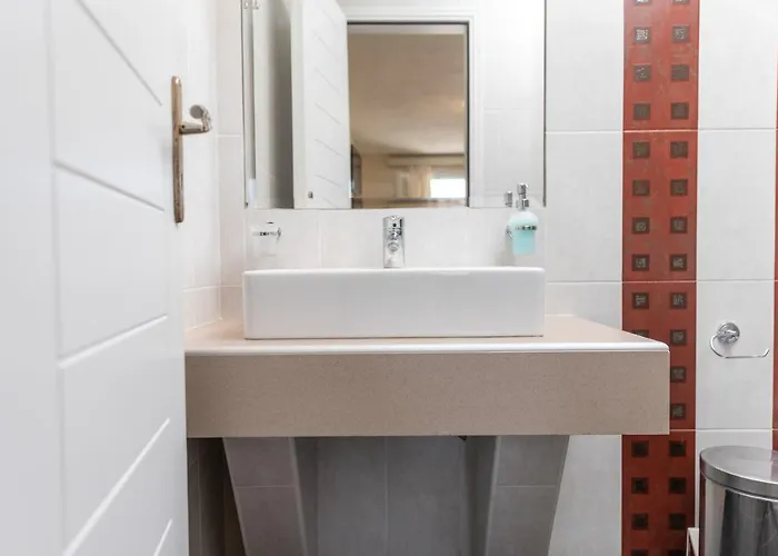 Harmony Aparthotel 4*