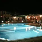 מלון דירות Harmony Agia Anna (Naxos)
