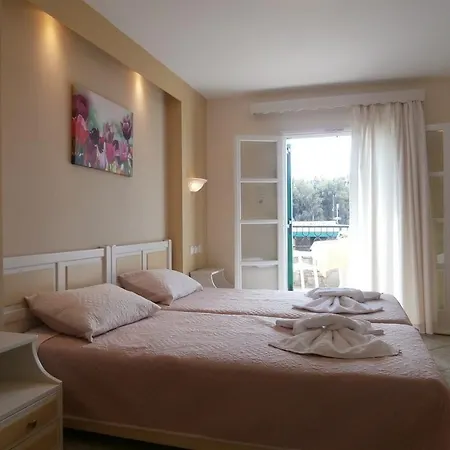 Harmony 4*