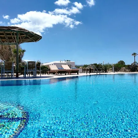 Harmony 4* Agia Anna (Naxos)