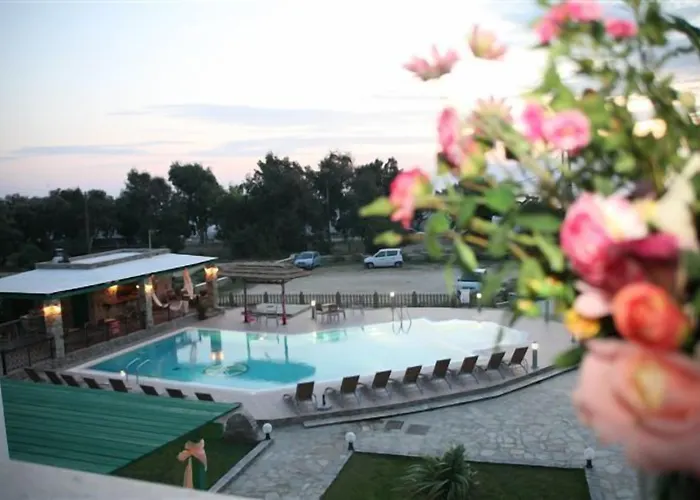 Harmony 4* Agia Anna (Naxos)